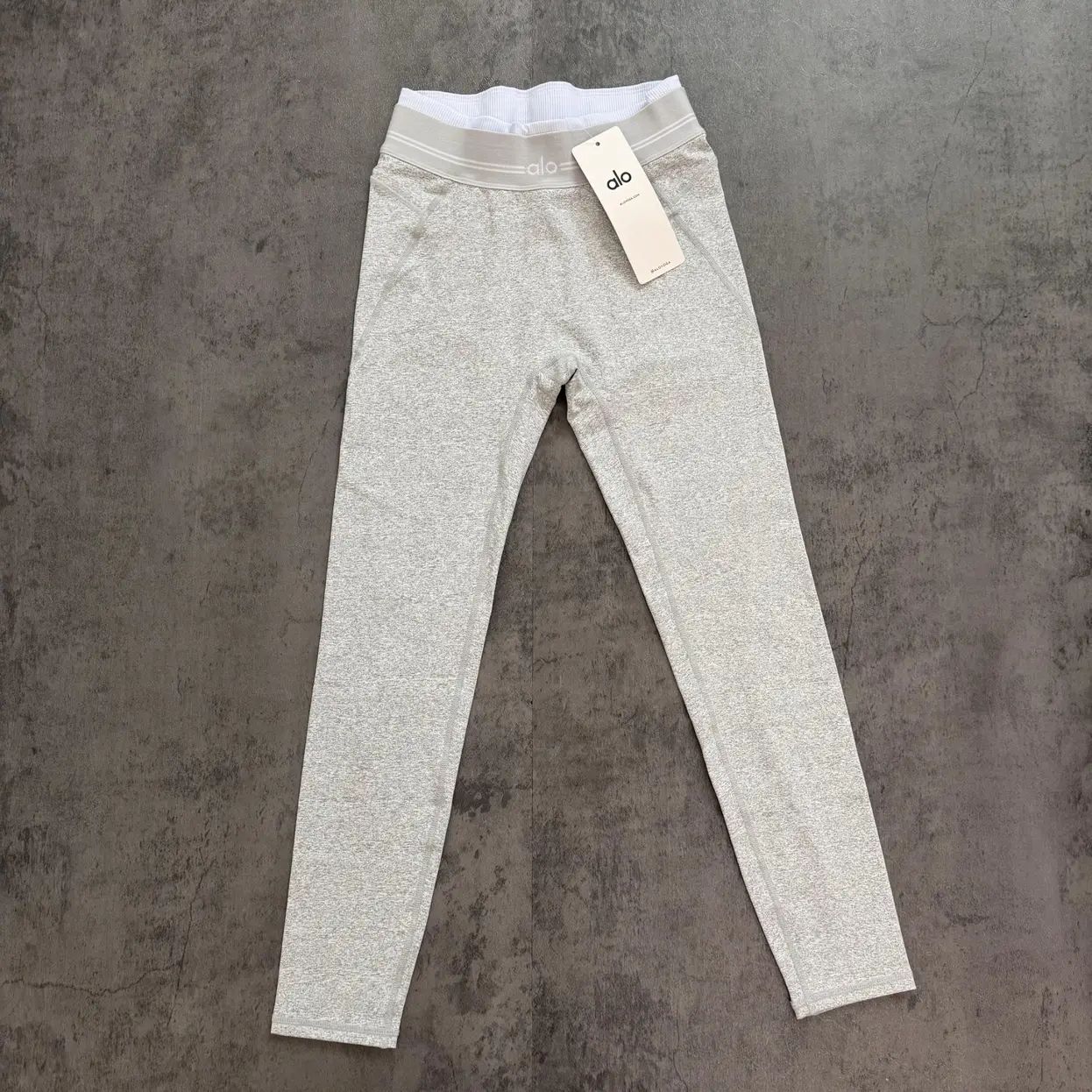 SET COMPLETO TOP E LEGGINGS