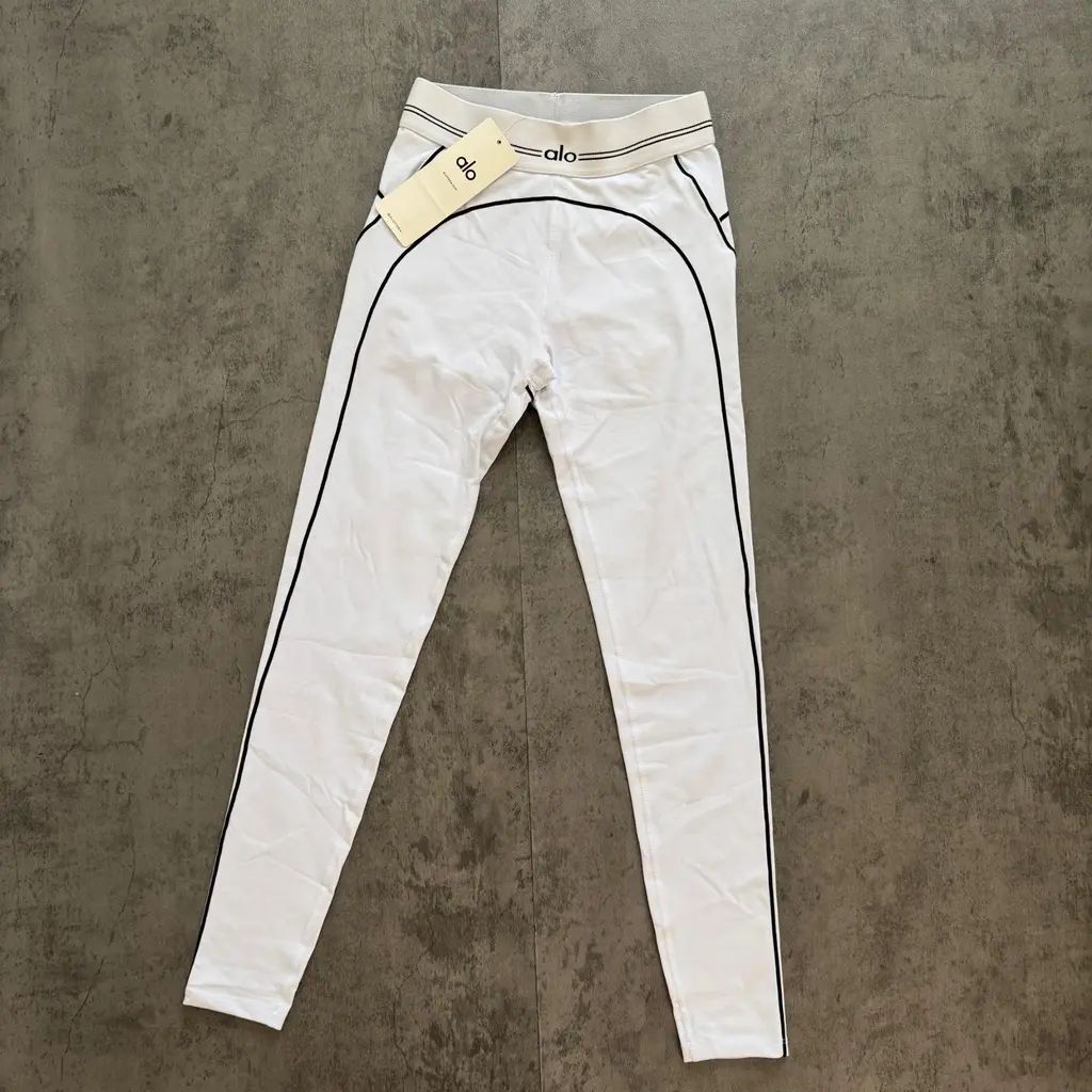 SET COMPLETO TOP E LEGGINGS